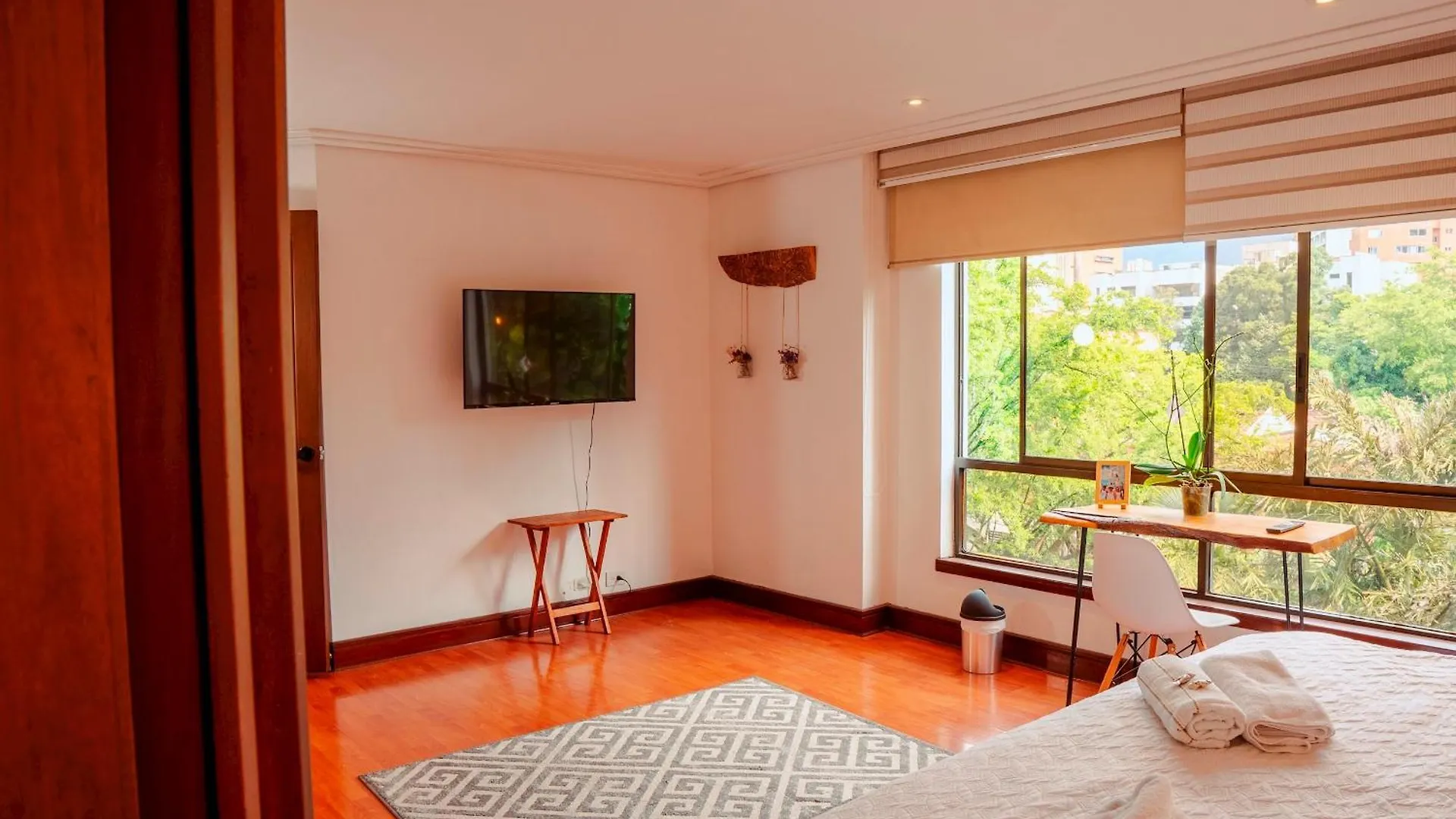 Habitacion De Comfort Total En El Poblado - A2 Medellin Apartment